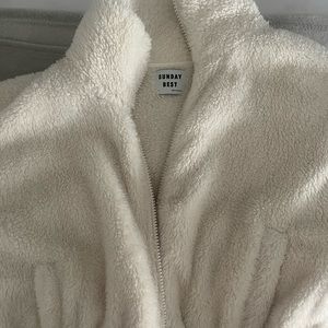ARITZIA SUNDAY BEST FUR JACKET SIZE SMALL🧸